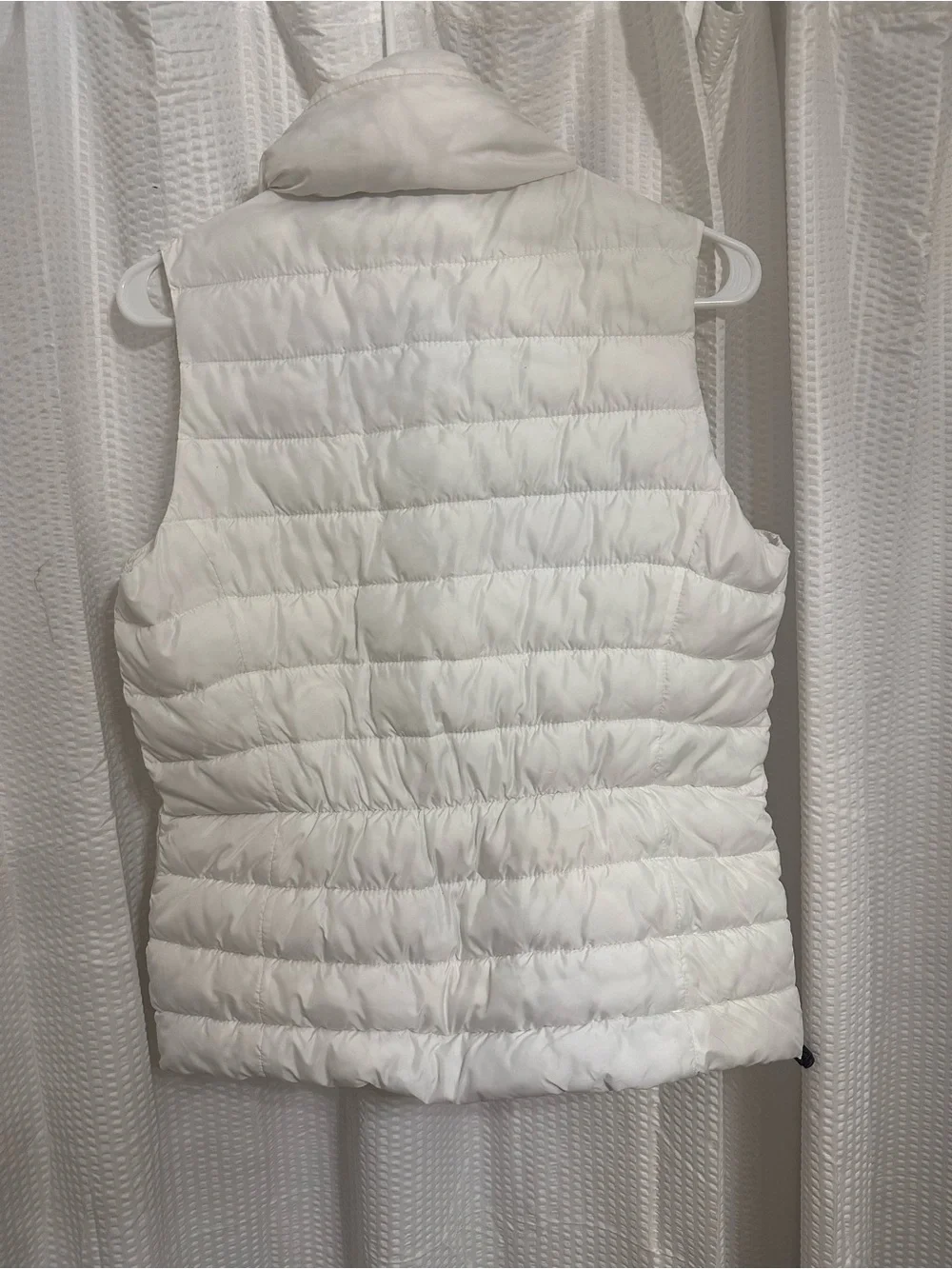 Abercrombie & Fitch Cream Quilted Puffer Vest